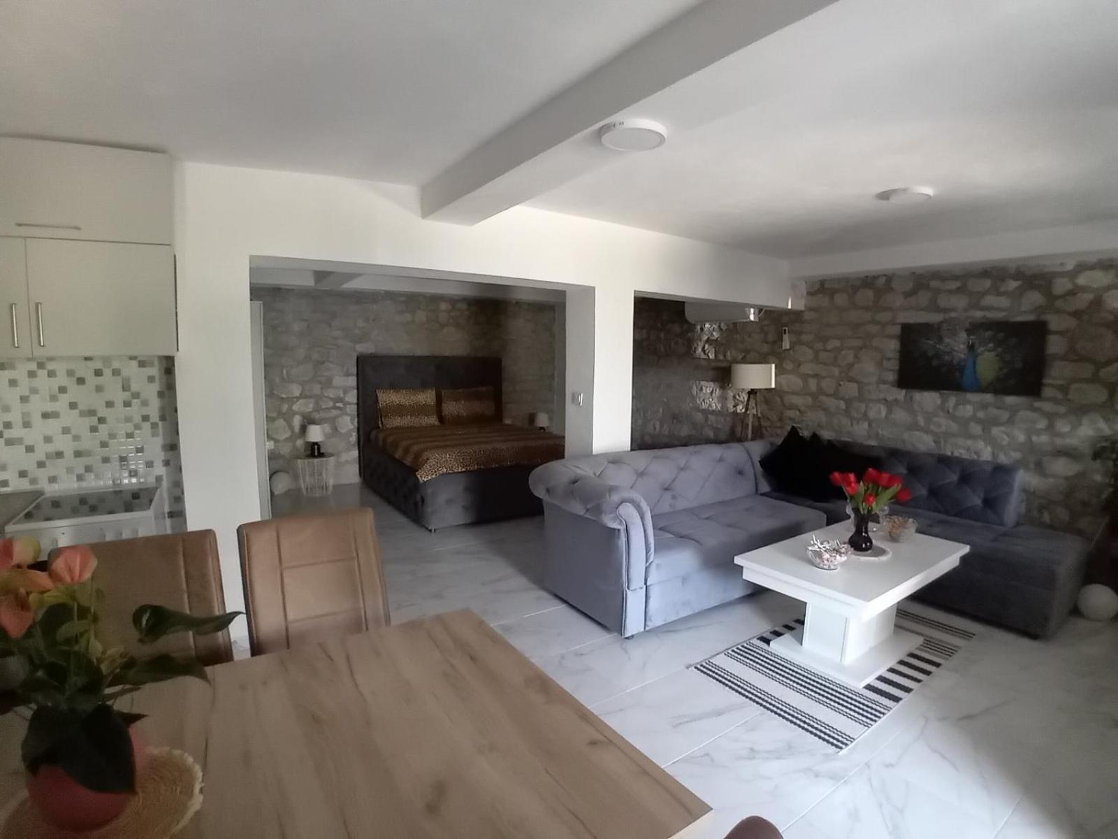 Apartmani Dumezic Bar Szoba fotó