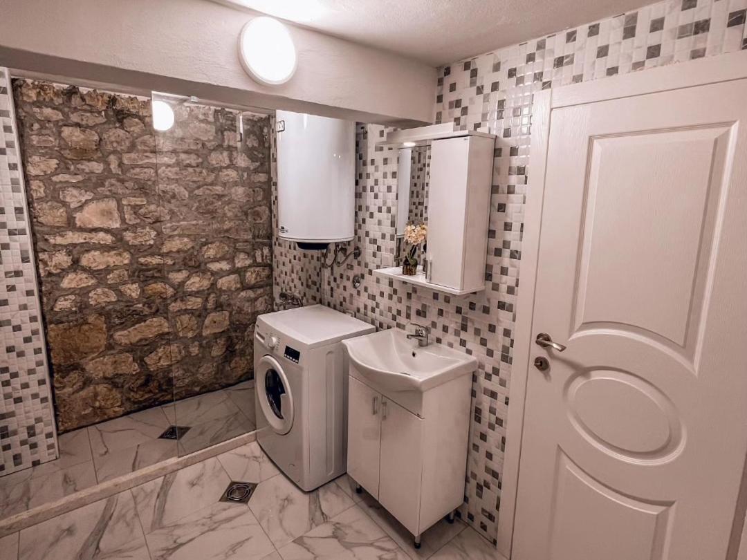 Apartmani Dumezic Bar Szoba fotó
