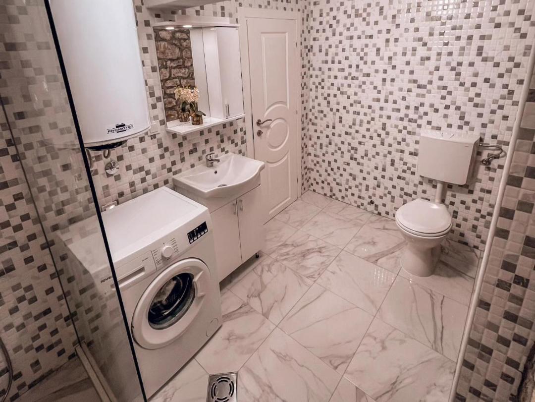 Apartmani Dumezic Bar Szoba fotó